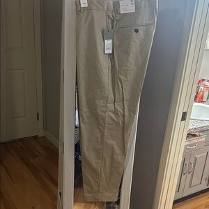 Goodfellow & Co Men's Tan Chinos